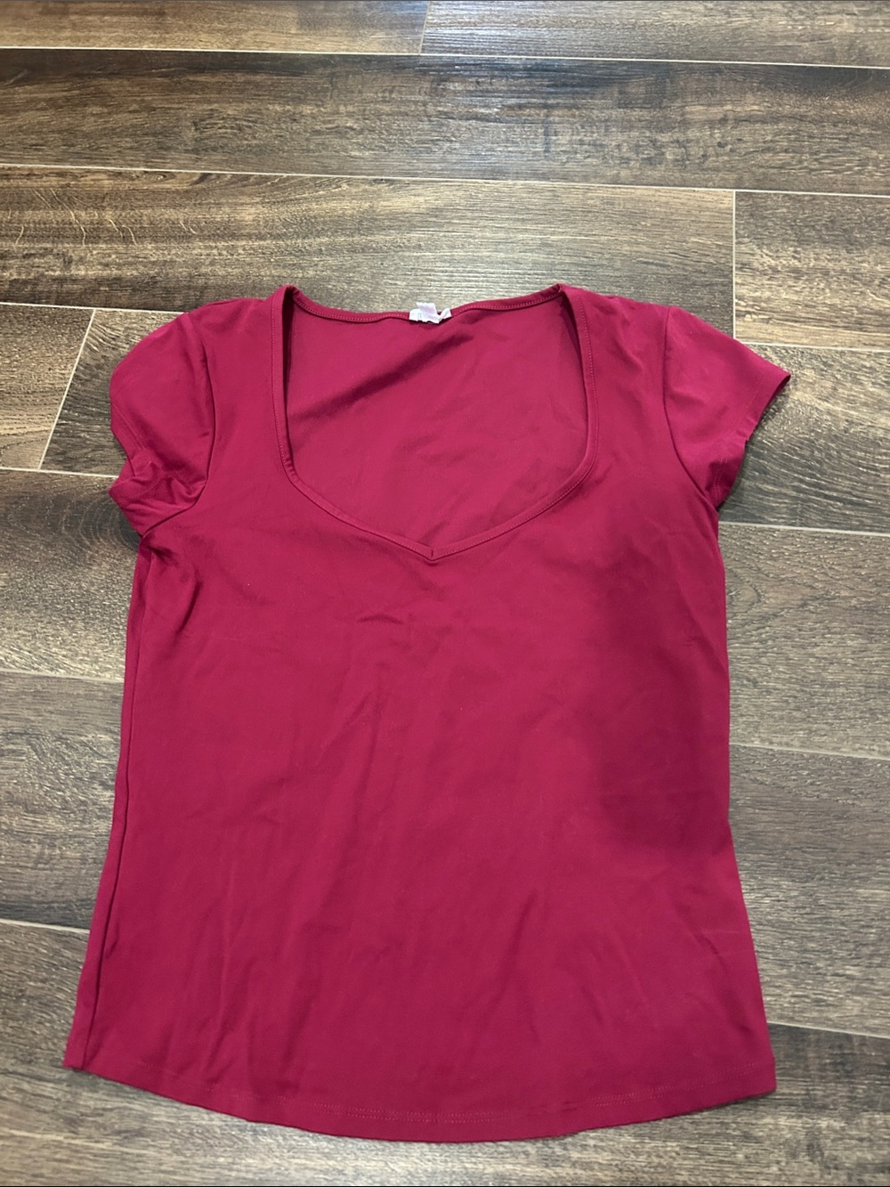 Women’s Short Sleeve Scoop Neck Top - Raspberry - Garage